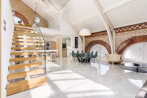 Photo 20- click for photo gallery